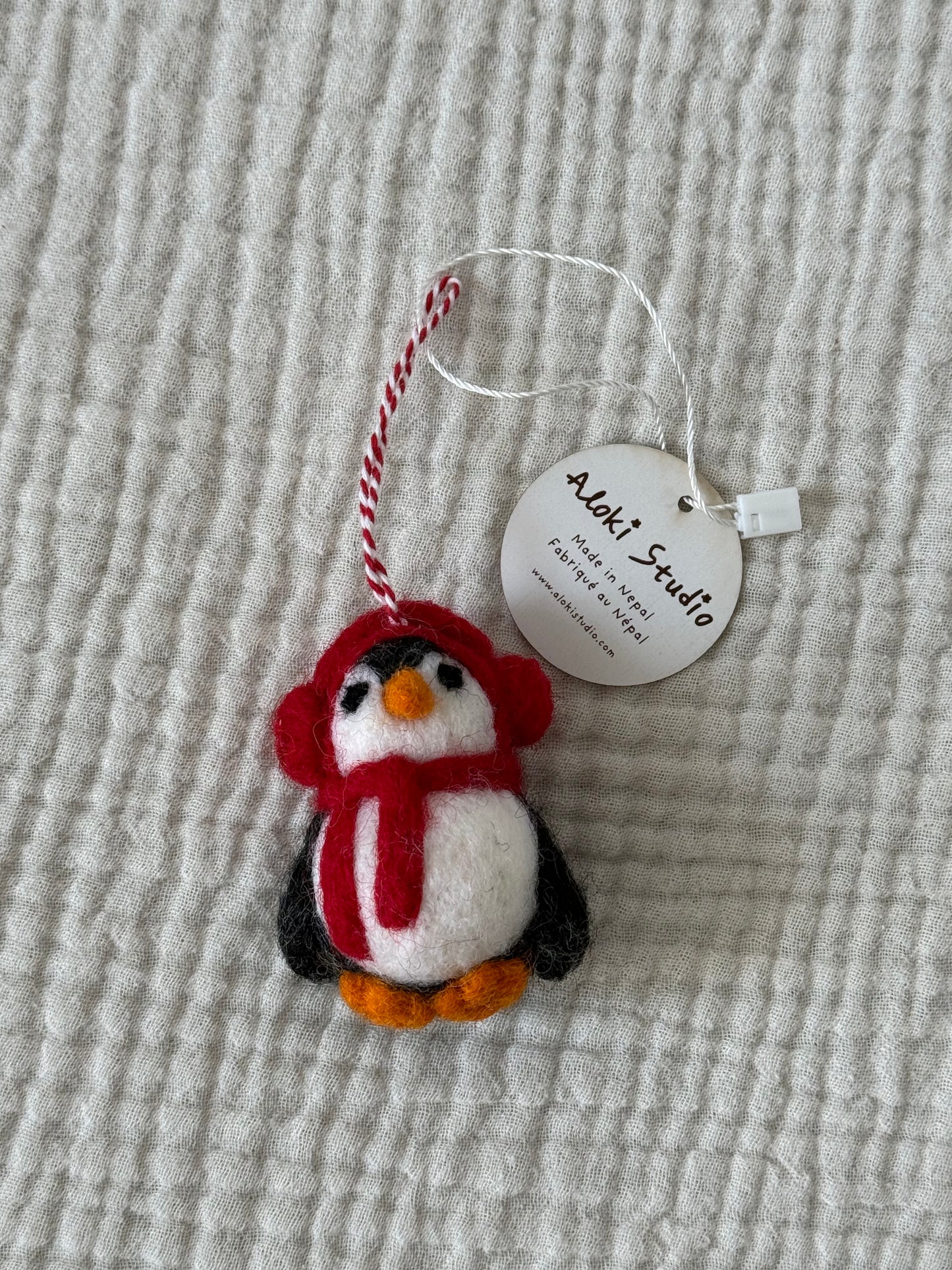 Red Penguin